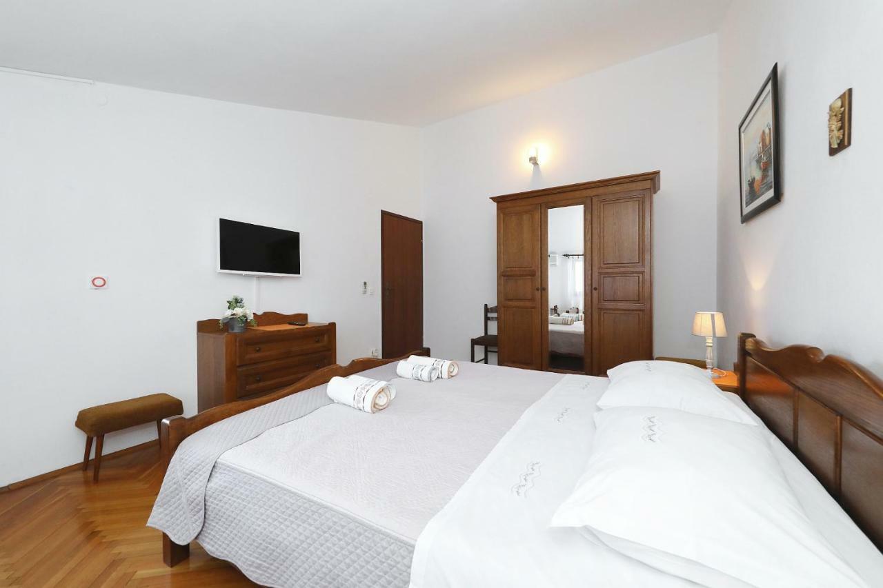 Apartments Vedrana Biograd Na Moru Eksteriør bilde